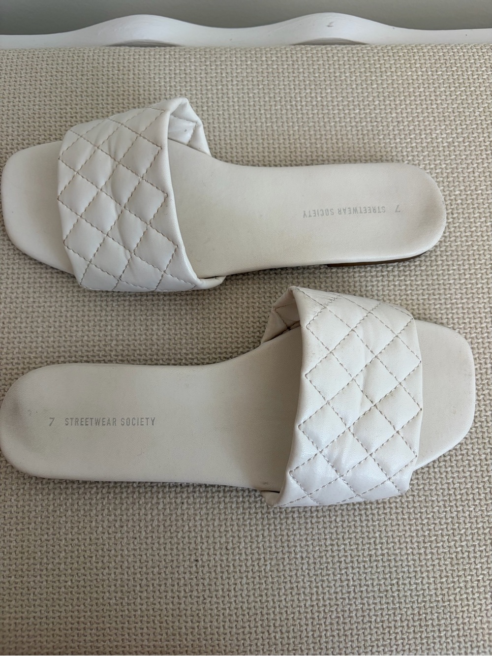 Streetwear Society Quilted White Slide Sandals